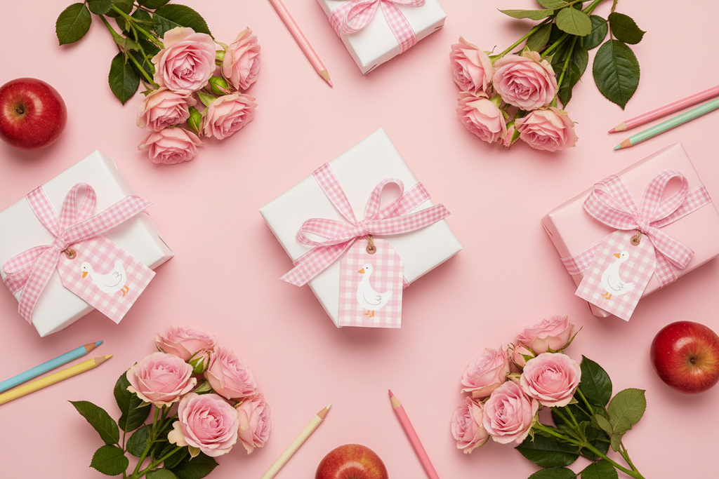 Mockup Etiquetas en Regalitos